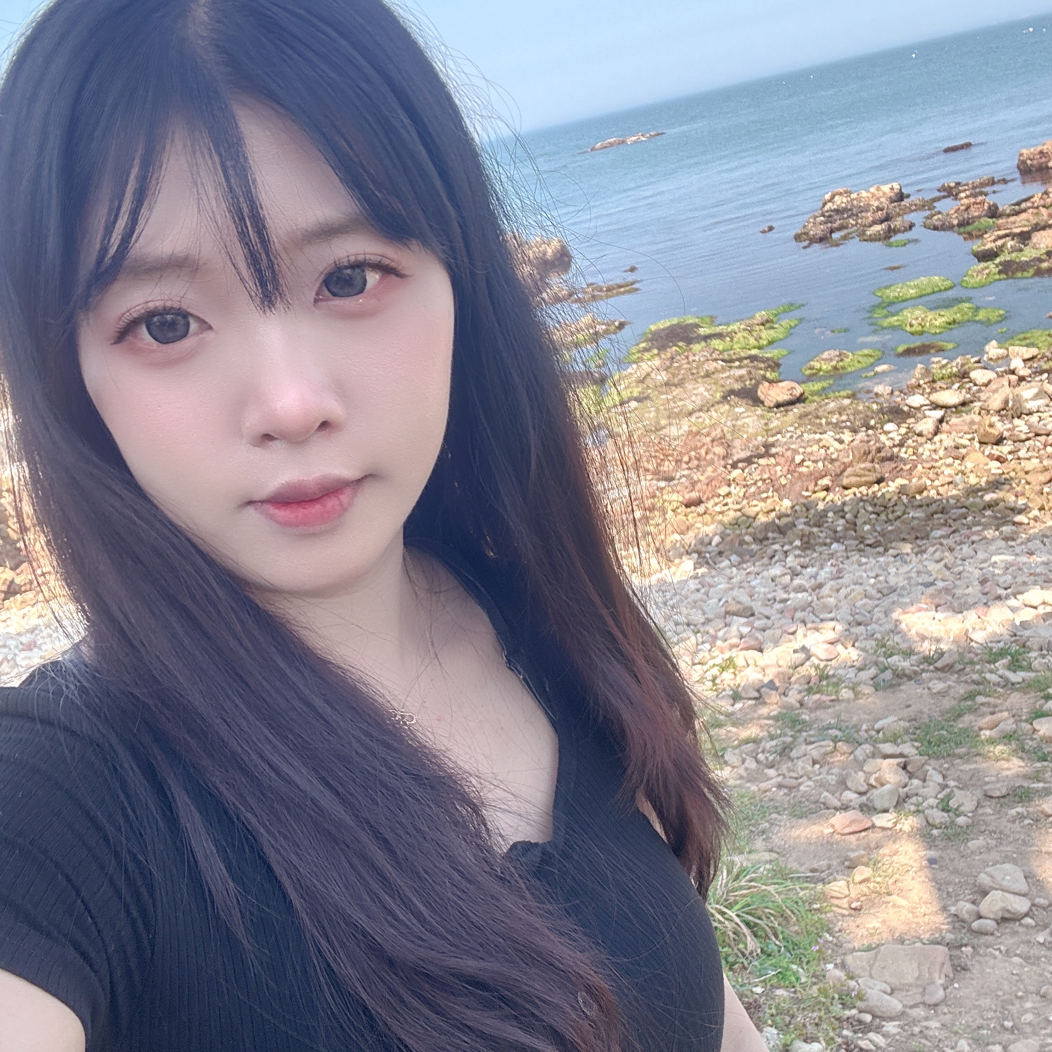 애교필러했어용