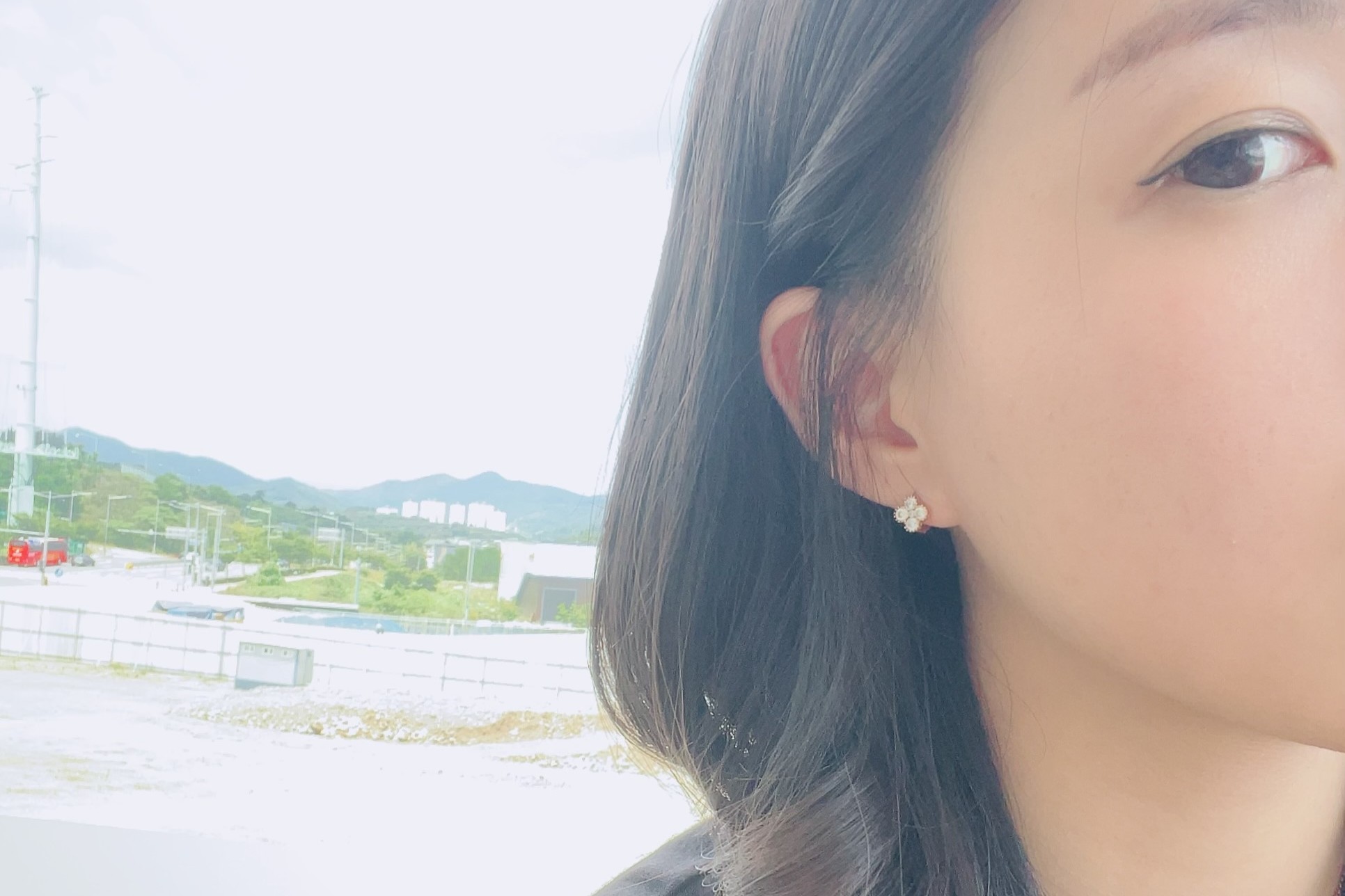 귀필러 시술 받고 후기 남겨요.